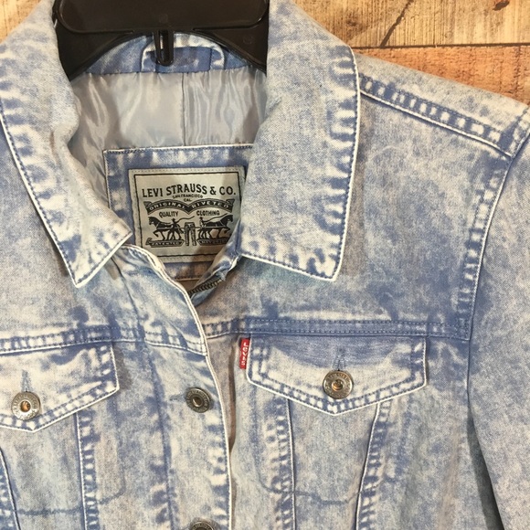 Levi’s Denim Jacket - Picture 3 of 8
